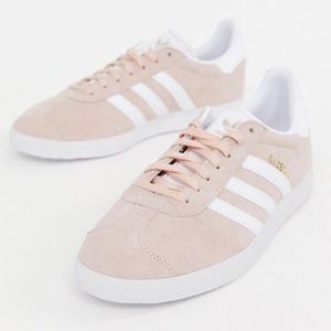baby pink adidas gazelle sneakers ⭐️